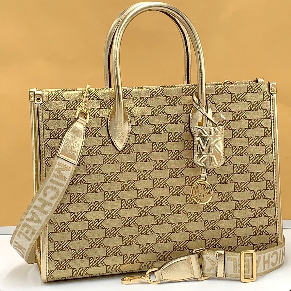Michael Kors MK Mirella Medium EW Tote Crossbody , Shoulder Bag
PALE GOLD COLOR